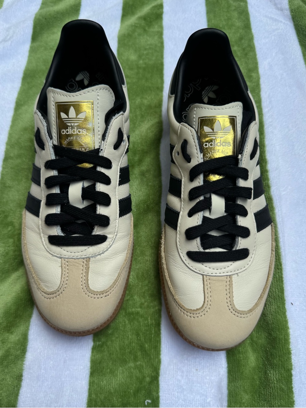 Adidas OG Samba 8 Sneakers in Cream White & Core Black Sand Strata Gum Sole - Picture 3 of 11